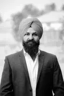 Kanwar Randhawa, Surrey, Real Estate Agent